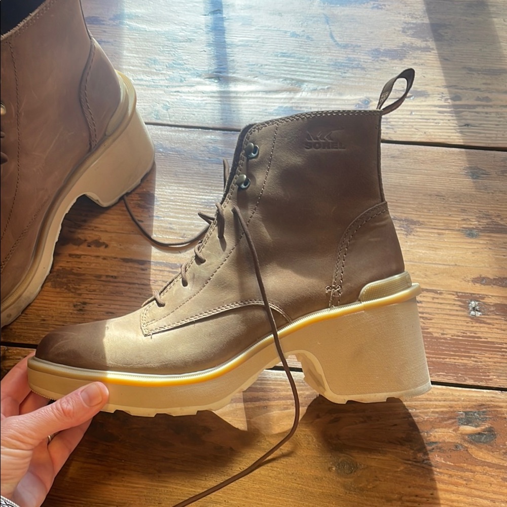Sorel Women's Brown Heeled Boots
